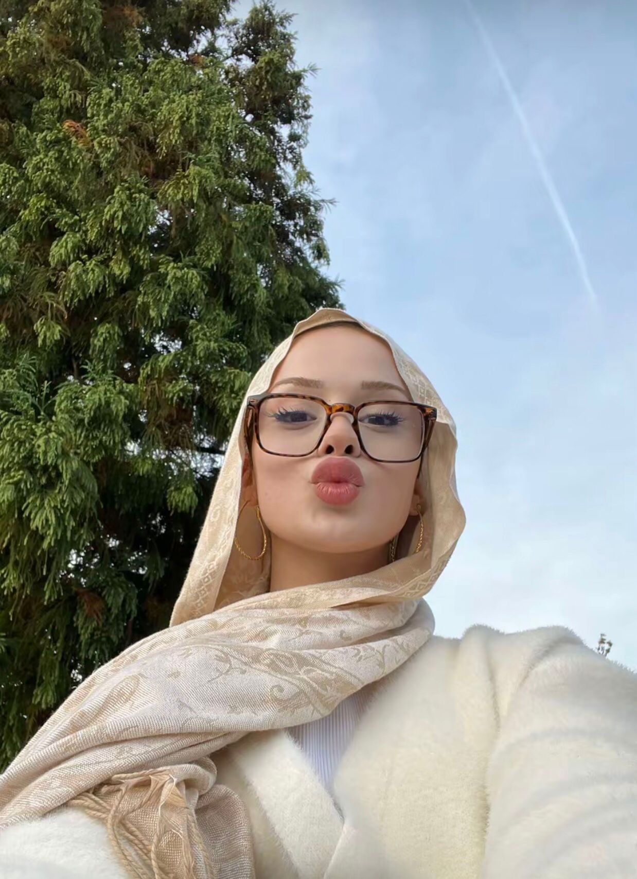 Soğuksu Kazak Escort Bayan Neval