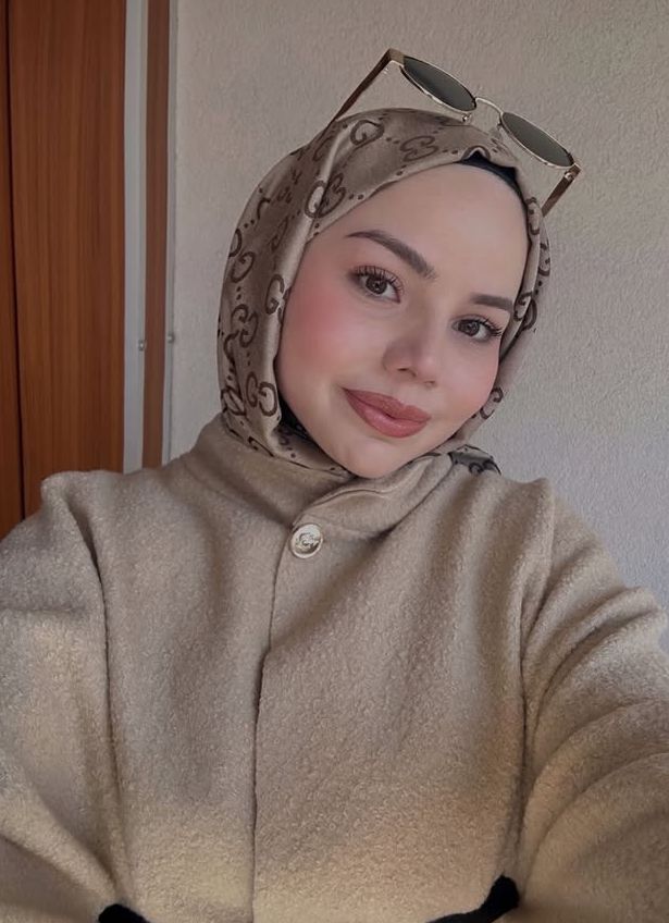 Dağdöşü Zeki ve Başarılı Kadın Bayan Escort Alda