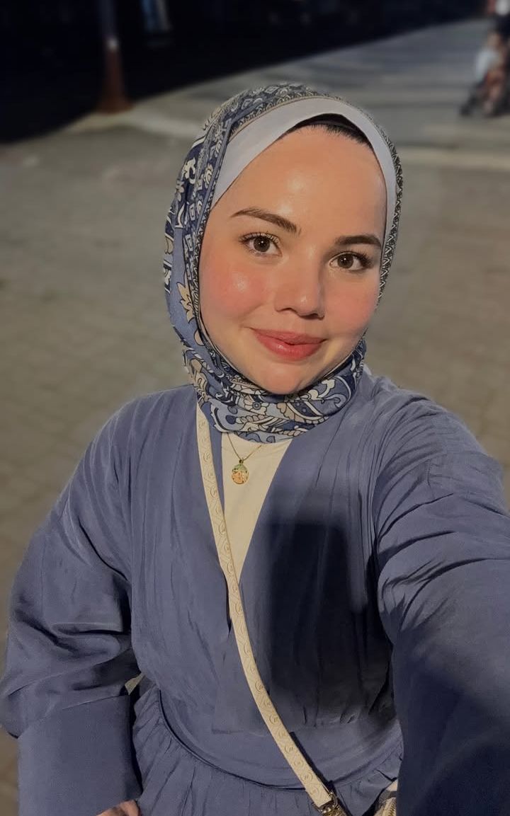 Çakıllı Kendi Yeri Olan Escort Bayan Alvira