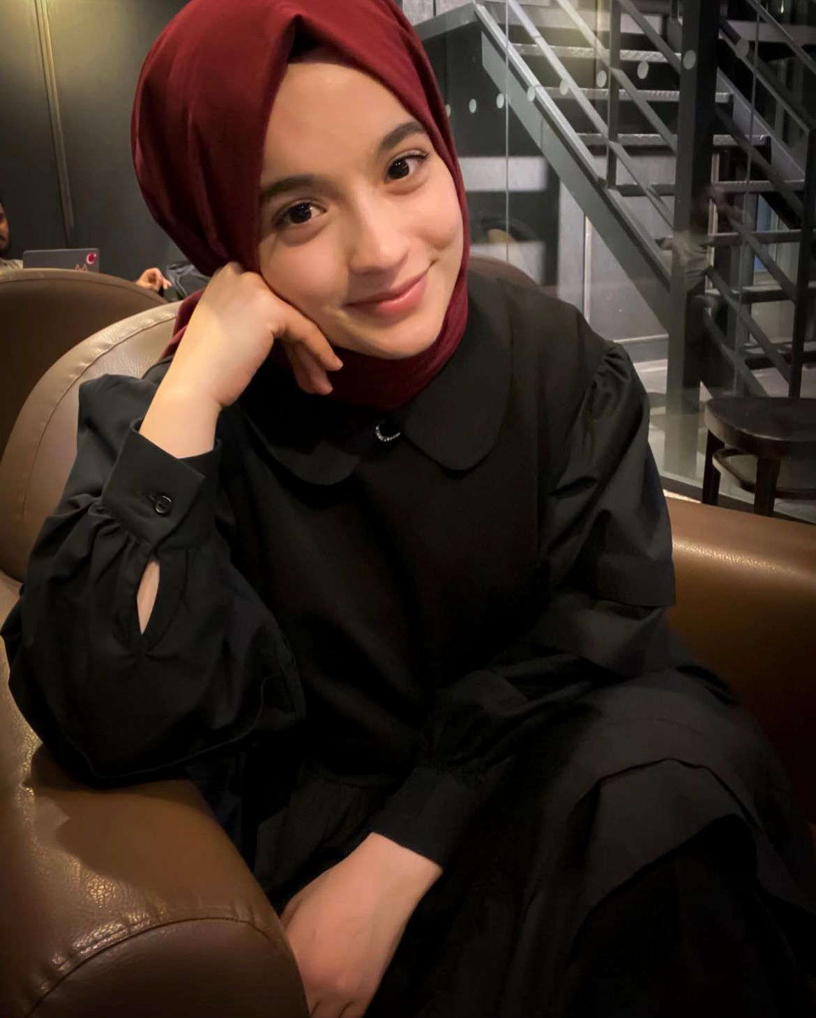 Damlı Sadık Partner Escort Bayan İpek