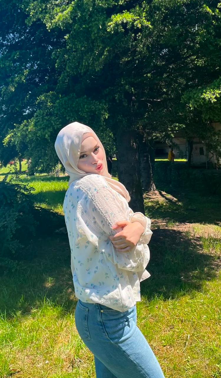 Sarıgül Swinger Escort Berrak